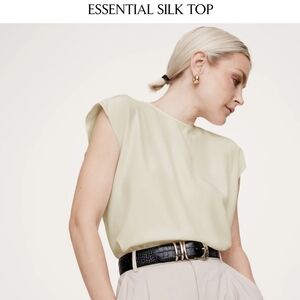 Banana Republic essential silk top, medium NWT